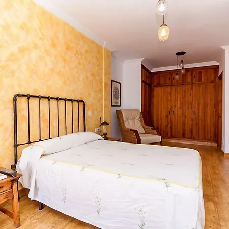Villa Mirto Canovas *