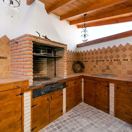 Villa Mirto Canovas